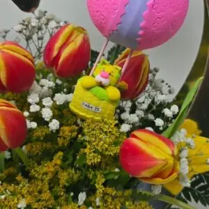 Corazón Plata con Tulipanes y Globo Para Ti
